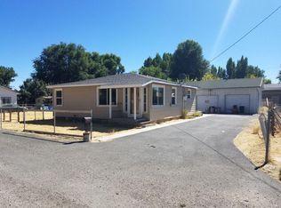 407 E 1st St, Alturas, CA 96101