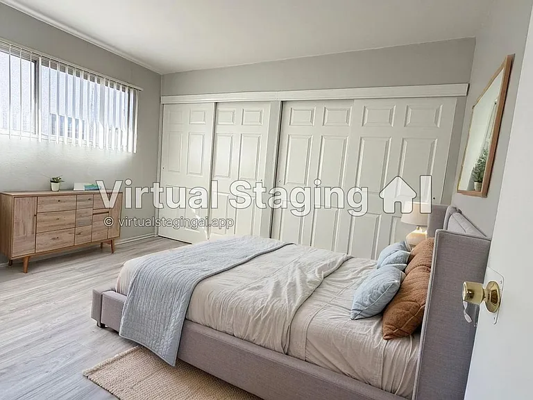 10059 Pinewood Ave — Photo 11