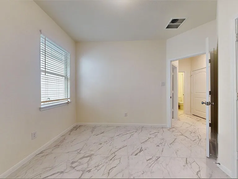 10434 Astor Point Trl — Photo 36