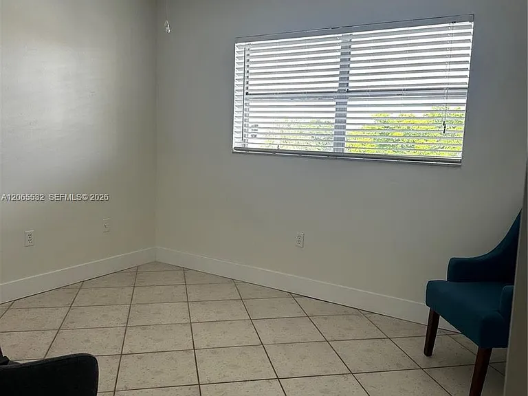8305 Sunrise Lakes Blvd #310 — Photo 13