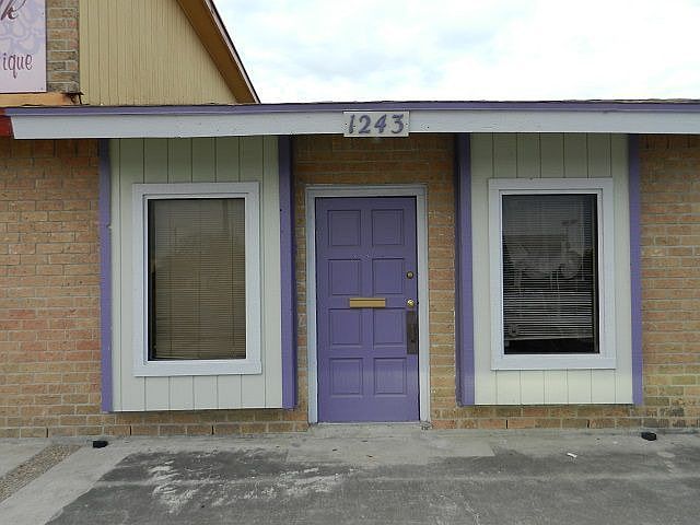 1st image of 1243 Nile Dr