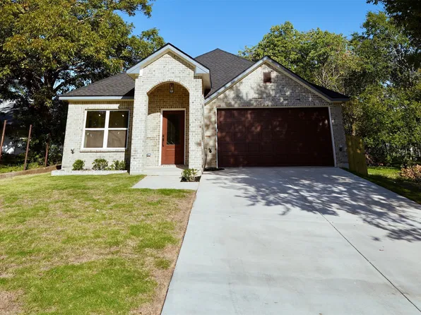 406 E Belknap St, Ennis, TX 75119