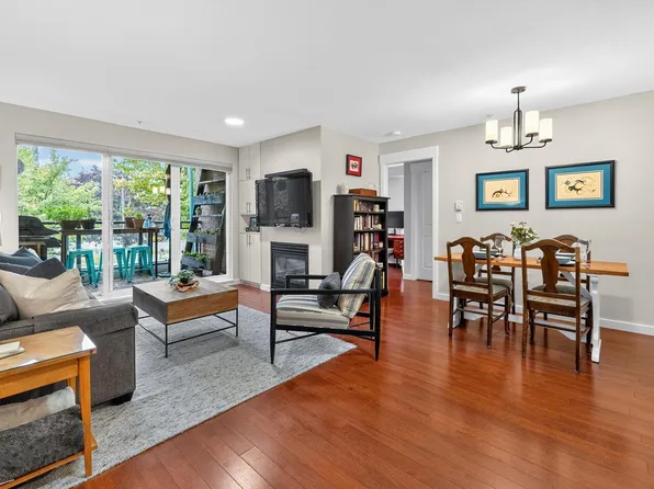 2096 W 46th Ave #206, Vancouver, BC V6M 2K9