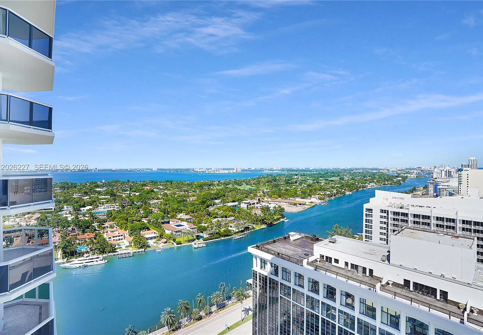 Blue Diamond Condo — Photo 3