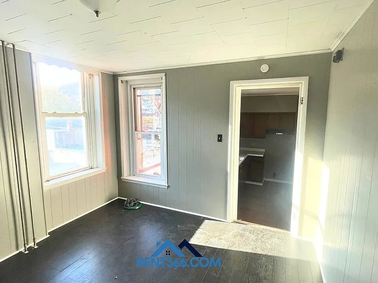 101 N George St #2 — Photo 16