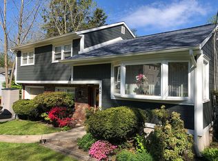 40 Mohawk Ave, Oakland, NJ 07436