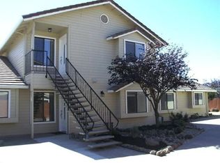 1927 S Mills Ave APT 4, Lodi, CA 95242