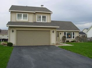 1305 Northgate Dr, Bartlett, IL 60103