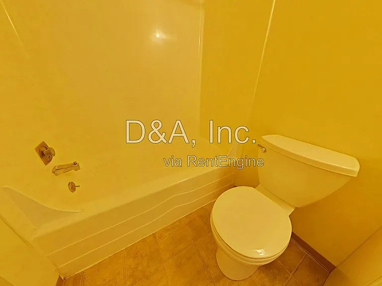 2311 NW Grant Ave #5 — Photo 8