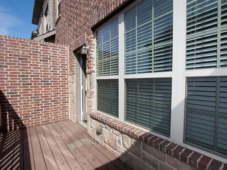 7825 Fox Horn Dr — Photo 24