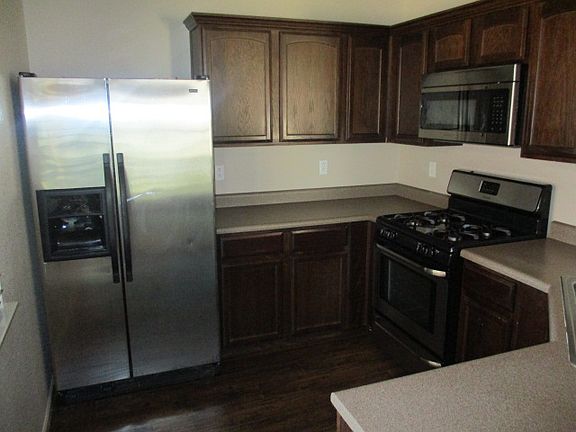 4th image of 2716 Stone Rock St
