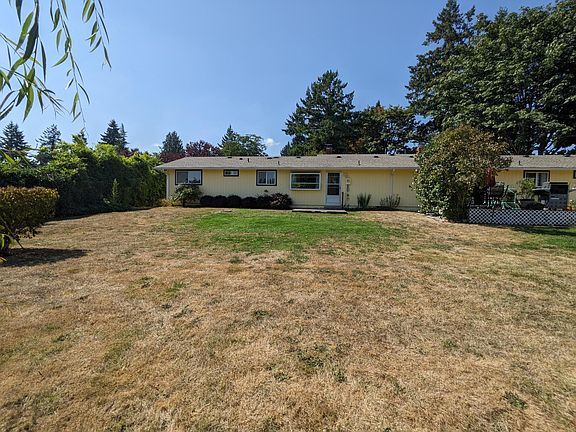 5th image of 3225 122nd Ave E #3225