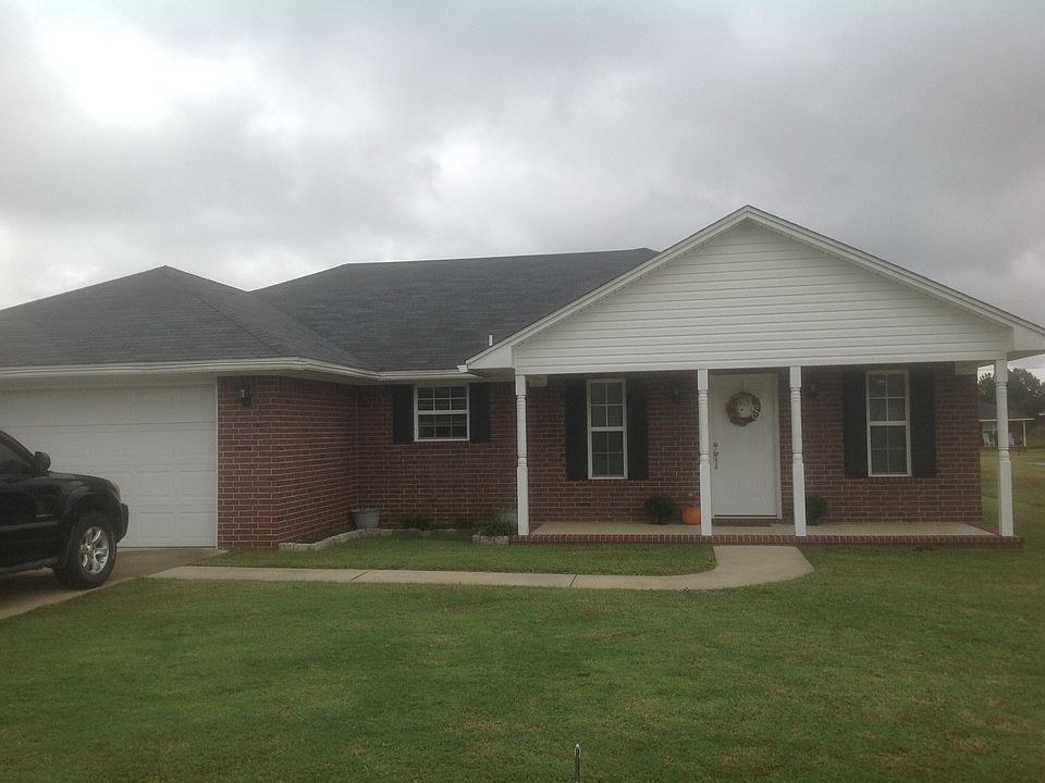1st image of 1530 E 11th Cv