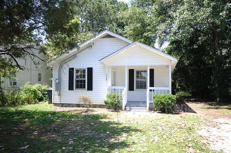 1st image of 908 4th St