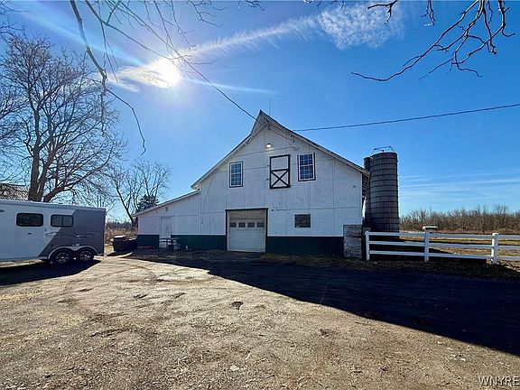 4th image of 13123 Main Rd