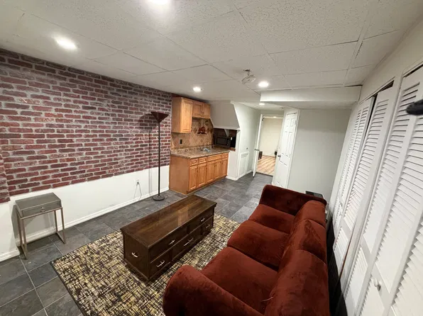 21 Myrtle St, Somerville, MA 02145
