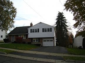1st image of 3636 Lyndale Dr