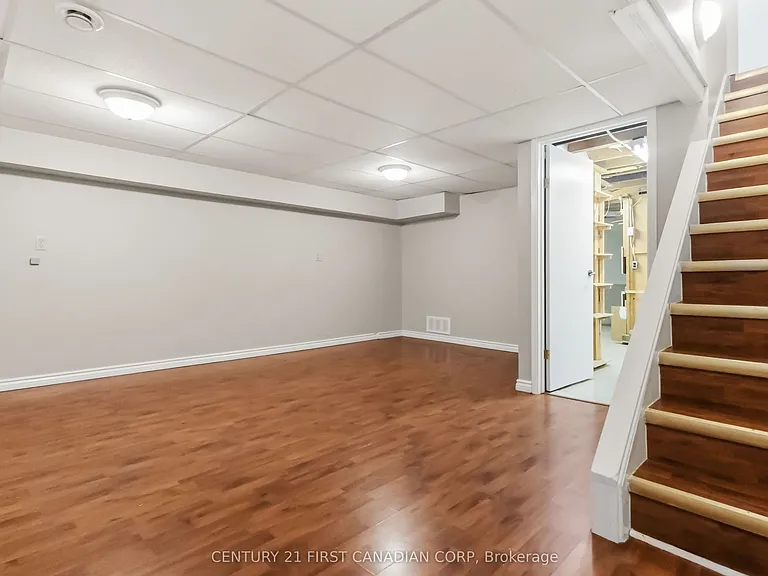 51 Sholto Dr #54 — Photo 35