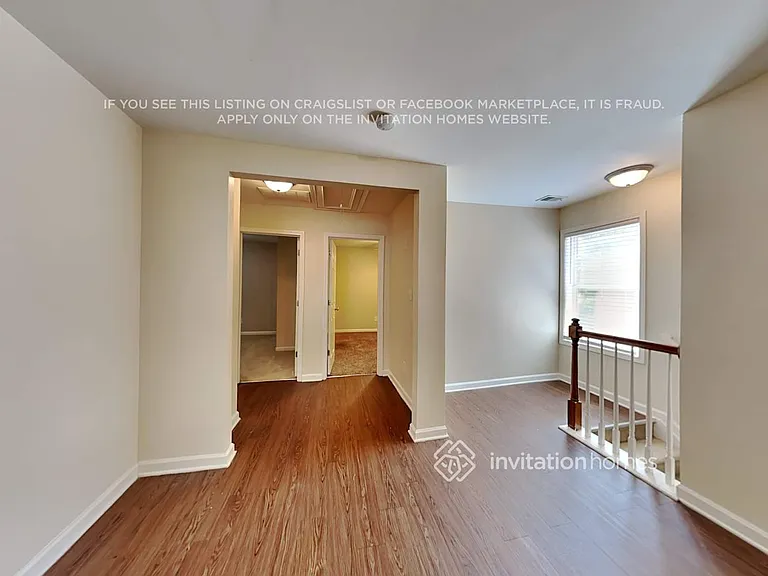 447 Grenier Ter — Photo 20