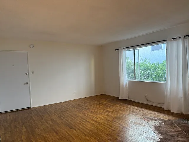 3689 Glendon Ave #5 — Photo 3