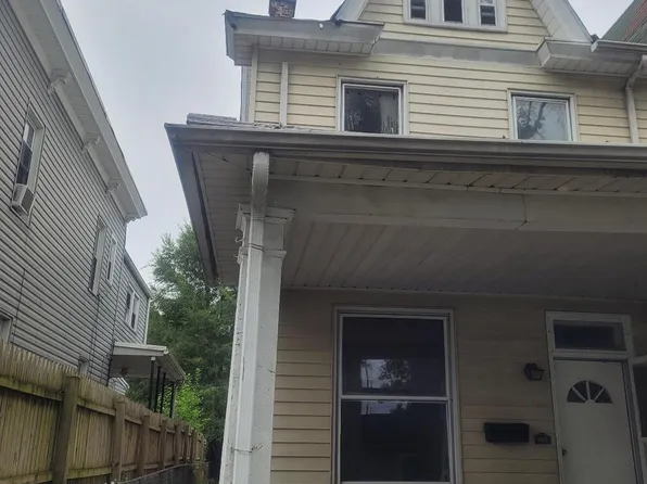 902 Norwood St, Harrisburg, PA 17104