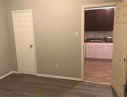 3 bed, 1000 sqft, $2,350 — Photo 4