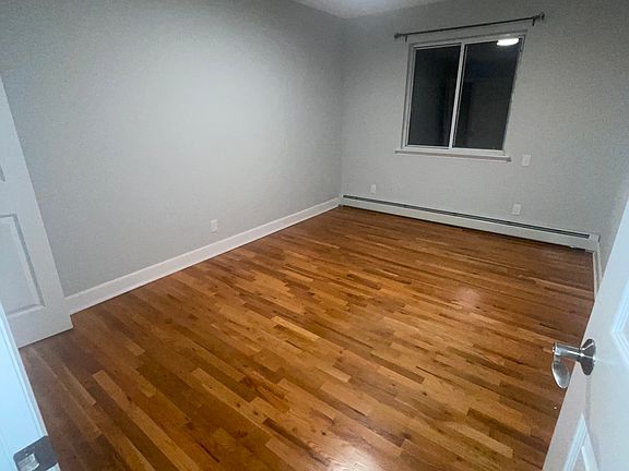 5th image of 172 1st St #2