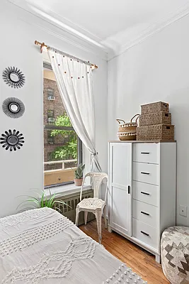 Sold by Compass | media 3