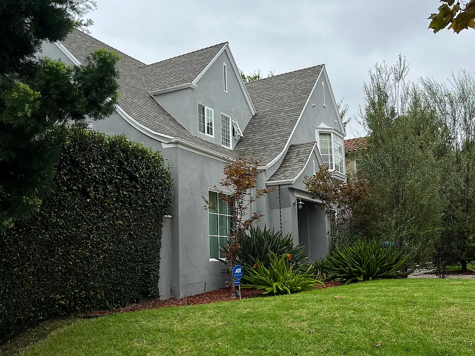 737 S Tremaine Ave