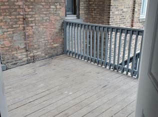 4952 W Augusta Blvd #2, Chicago, IL 60651