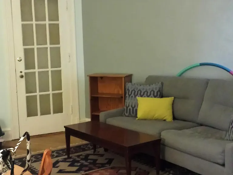 210 N Stafford Ave #9 — Photo 3