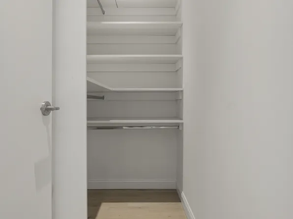 1026 3rd Avenue image 6 of 19