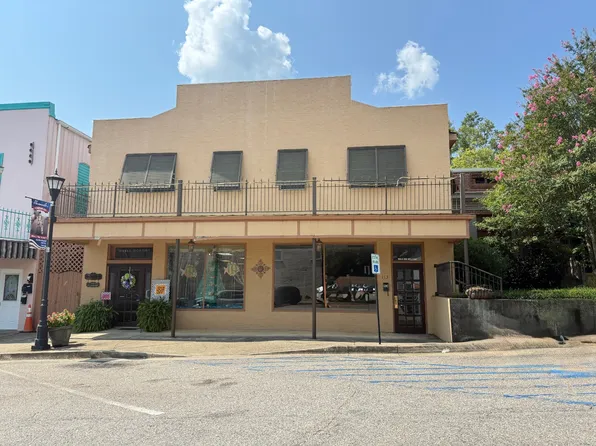 108 Wilson Ave W, Thomasville, AL 36784