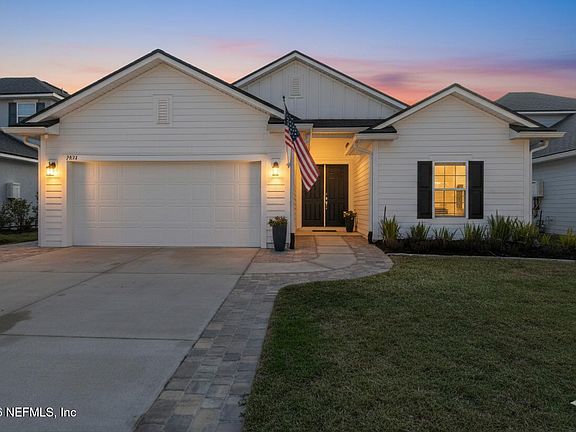 3rd image of 2874 COPPERWOOD Avenue
