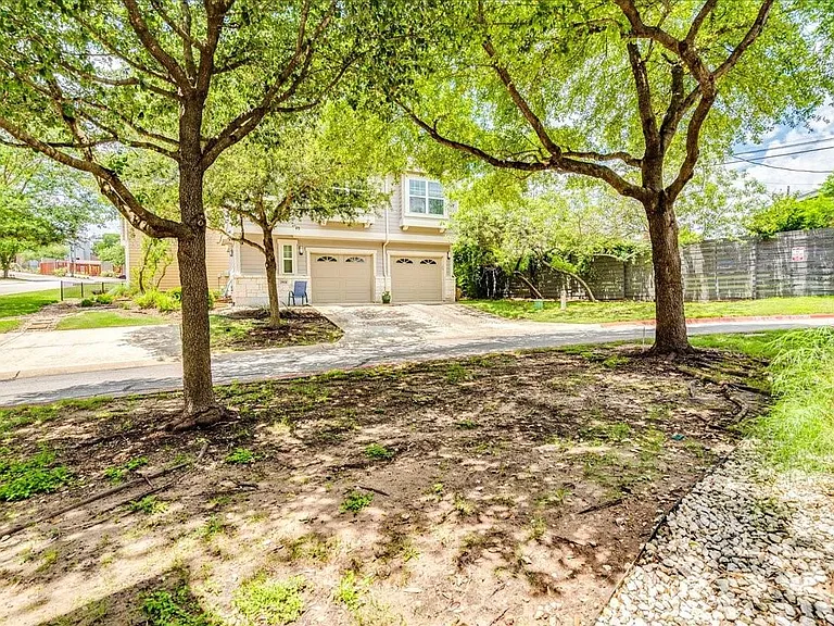 2924 Bond Dr #4C — Photo 26