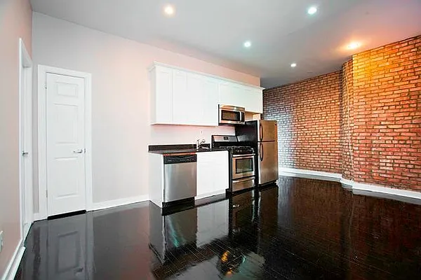 Rented by Charles Coutinho LLC | media 14