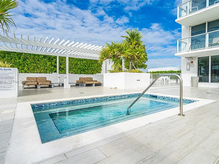 4250 Biscayne Blvd #914 — Photo 27