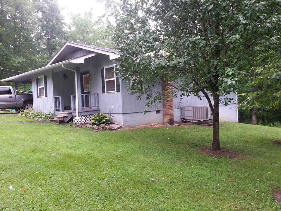 1st image of 915 Forest Ln