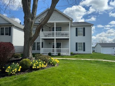 4809 Cambridge Dr APT A, Lockport, NY, 14094