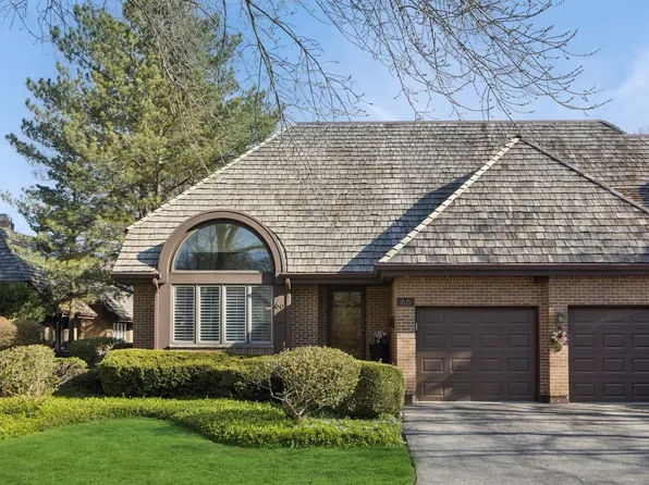 66 Brookview Ct, Hinsdale, IL 60521