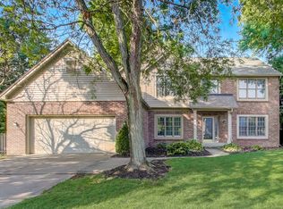 10379 Sextant Ct, Fishers, IN 46037