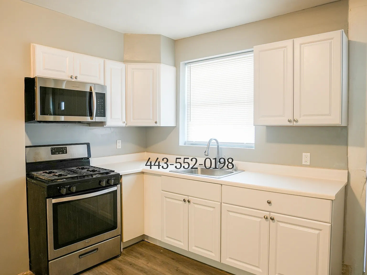2 bed, 1100 sqft, $2,400 — Photo 3