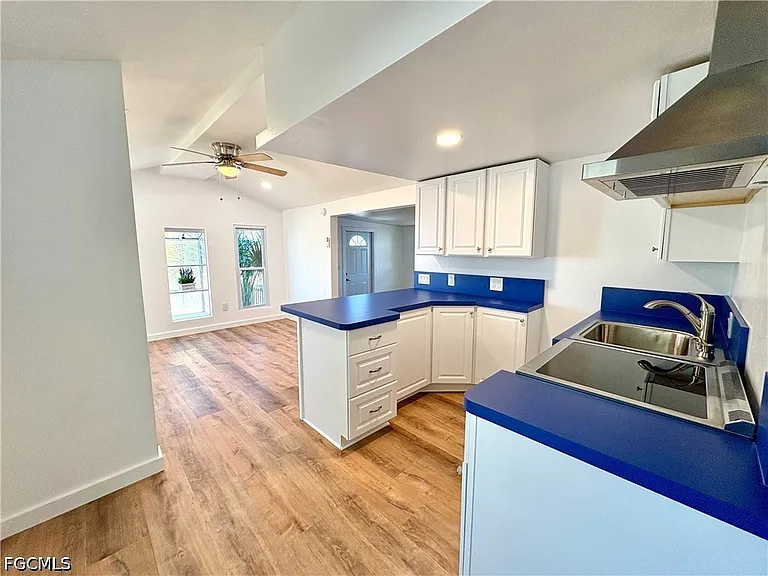 5675 Pine Island Rd NW — Photo 7