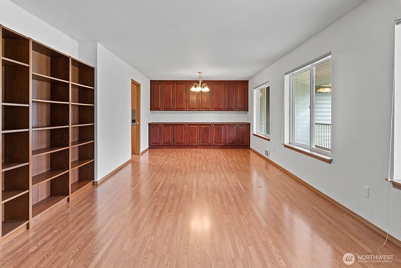 5th image of 15326 Scenic Shores Drive SE