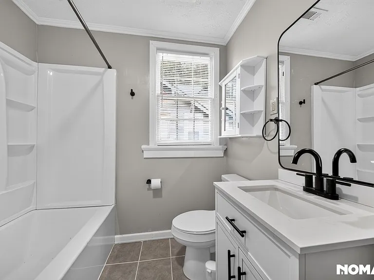 2205 Willard St — Photo 4