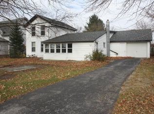 225 Galena Rd, Footville, WI 53537