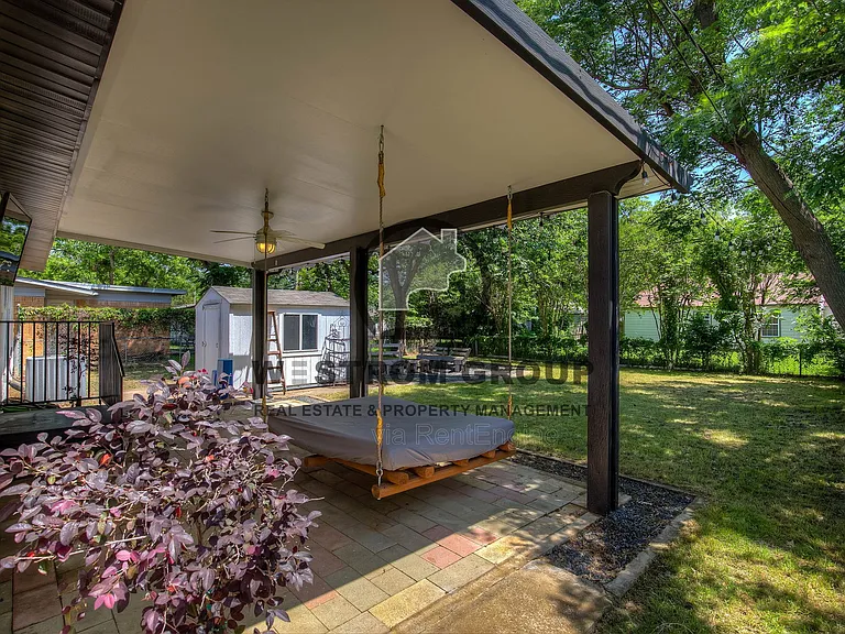 1308 Marshalldale Dr — Photo 42