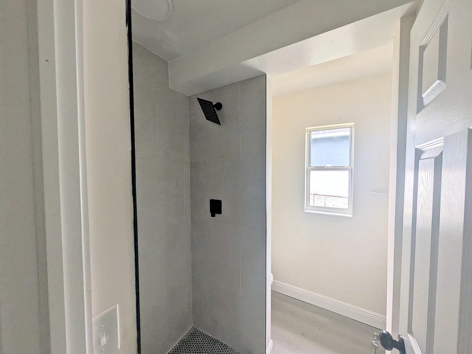 4 bed, 1500 sqft, $2,200 — Photo 3