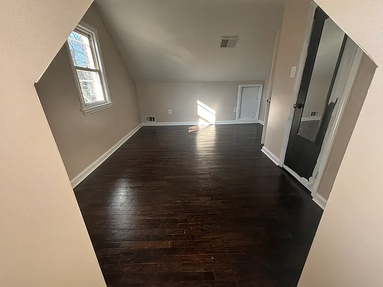 6512 Elmhurst St — Photo 3