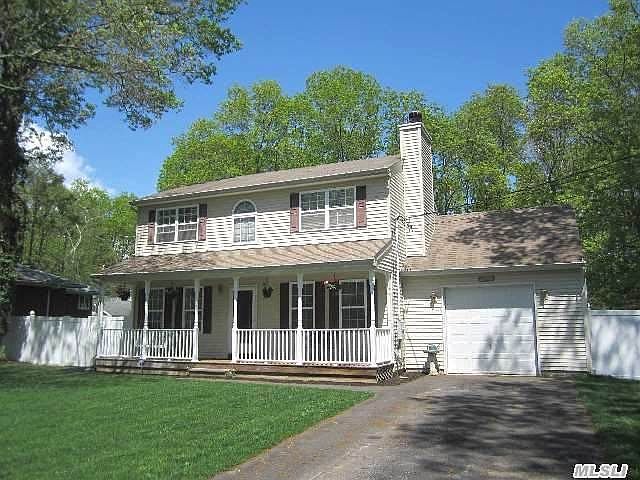 1st image of 464 Helene Ave